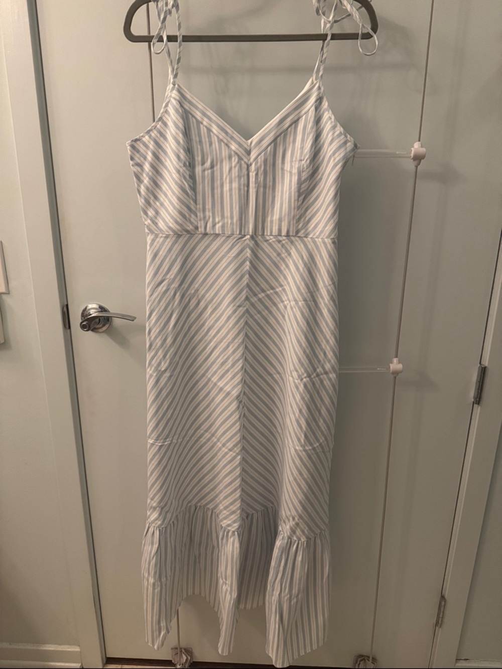 Club Monaco maxi stress